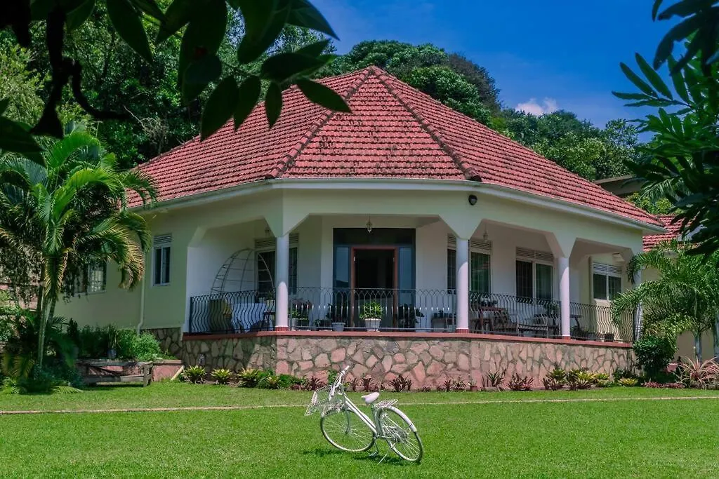 بيت للعطل The Greenleaf Luxury Bnb -Lubowa كامبالا