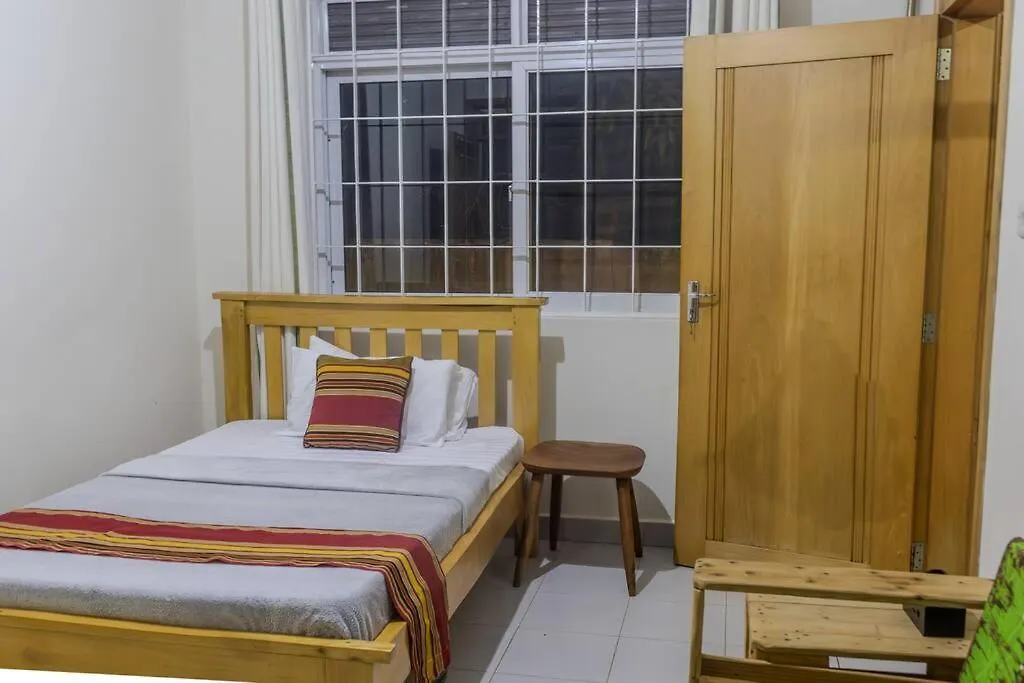 The Greenleaf Luxury Bnb -Lubowa كامبالا
