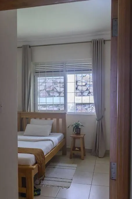 The Greenleaf Luxury Bnb -Lubowa كامبالا أوغندا