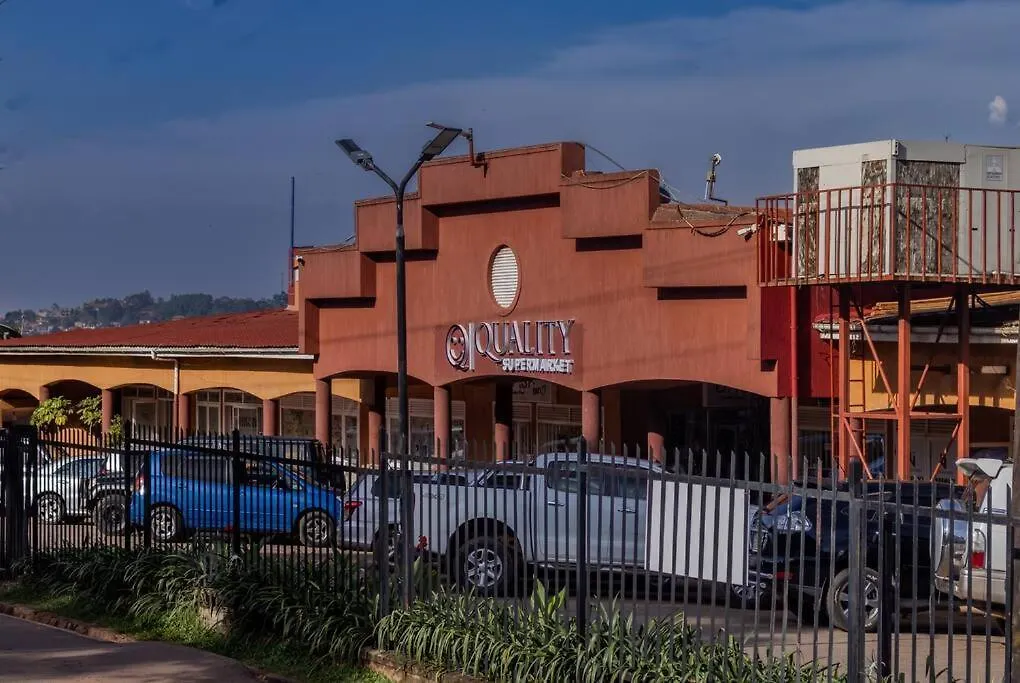 The Greenleaf Luxury Bnb -Lubowa كامبالا 0*,  أوغندا